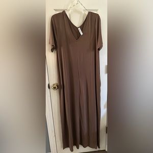 Zenana Premium knit long maxi dress short sleeves brown side pockets v neck XL